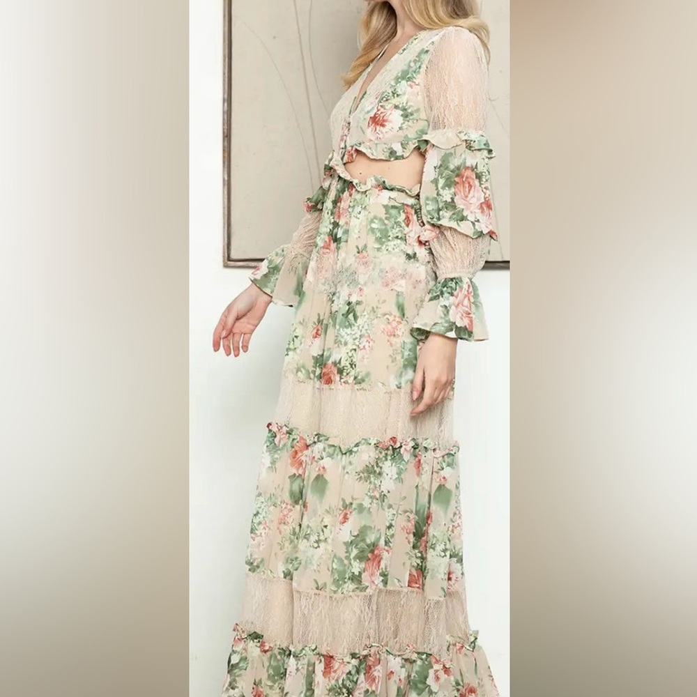 Floral Maxi Tiered Boho Dress.Cut Out & Ruffle/Lace Long Sleeves.NWT - Host Pick